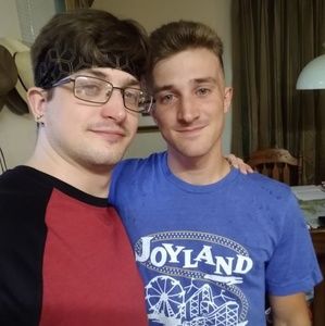 Meet your Posher, Ethan